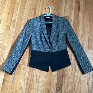 Tahari blazer, size 6